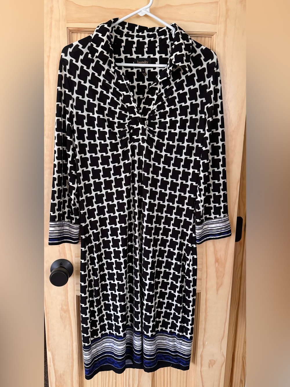 Laundry By Shelli Segal Black and White Geometric Midi Dress with Blue Trim